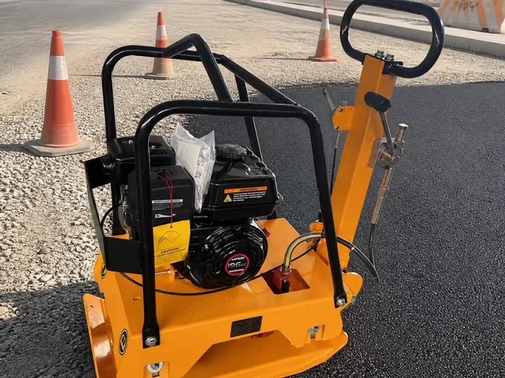 C160 plate compactor and guarded engine