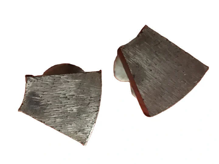 Individual metal-bond segment samples
