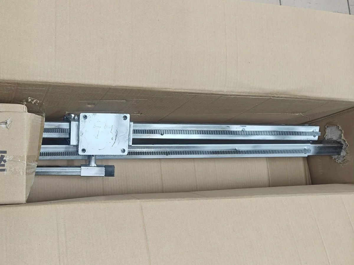 Packed manual track