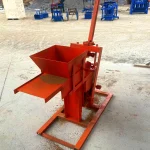 Manual press frame and operating lever