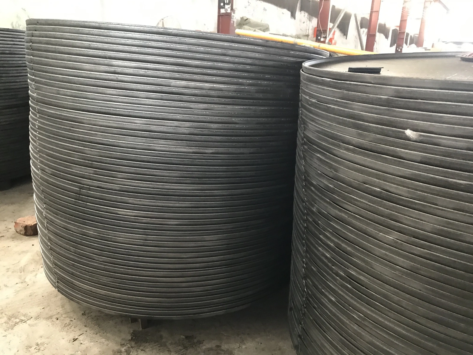 Stacked float pans