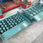 Loose mould and installed mould; host machine not included
