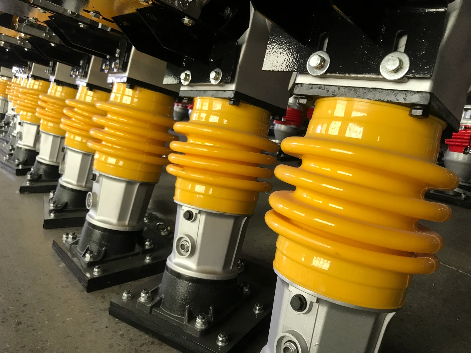 Bellows installed on a rammer; host machine not included
